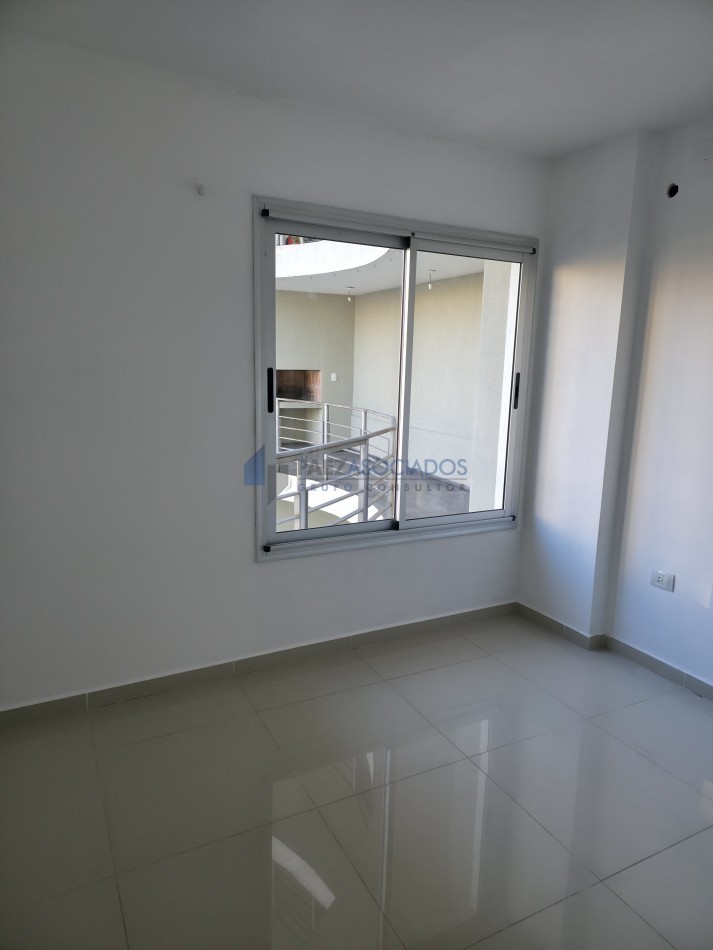 Alquiler departamento 3 dormitorios