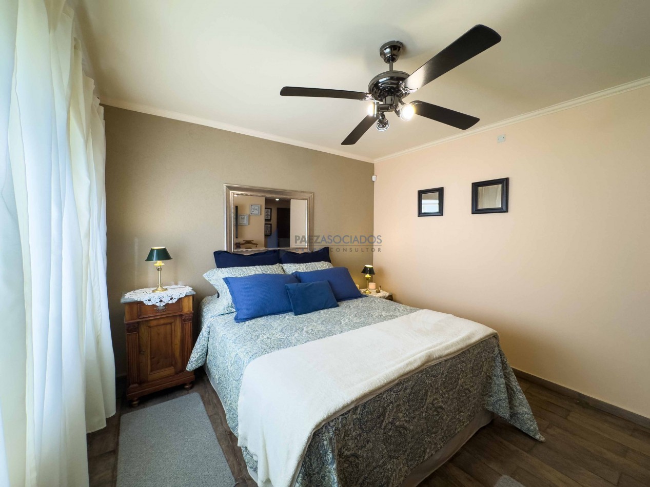 Moderna y acogedora casa en venta en exclusivo barrio privado con vigilancia 24 hs